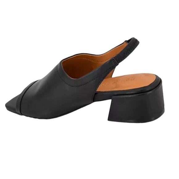 Gentle Souls Women's Penny Sling Back Black Size 7M
